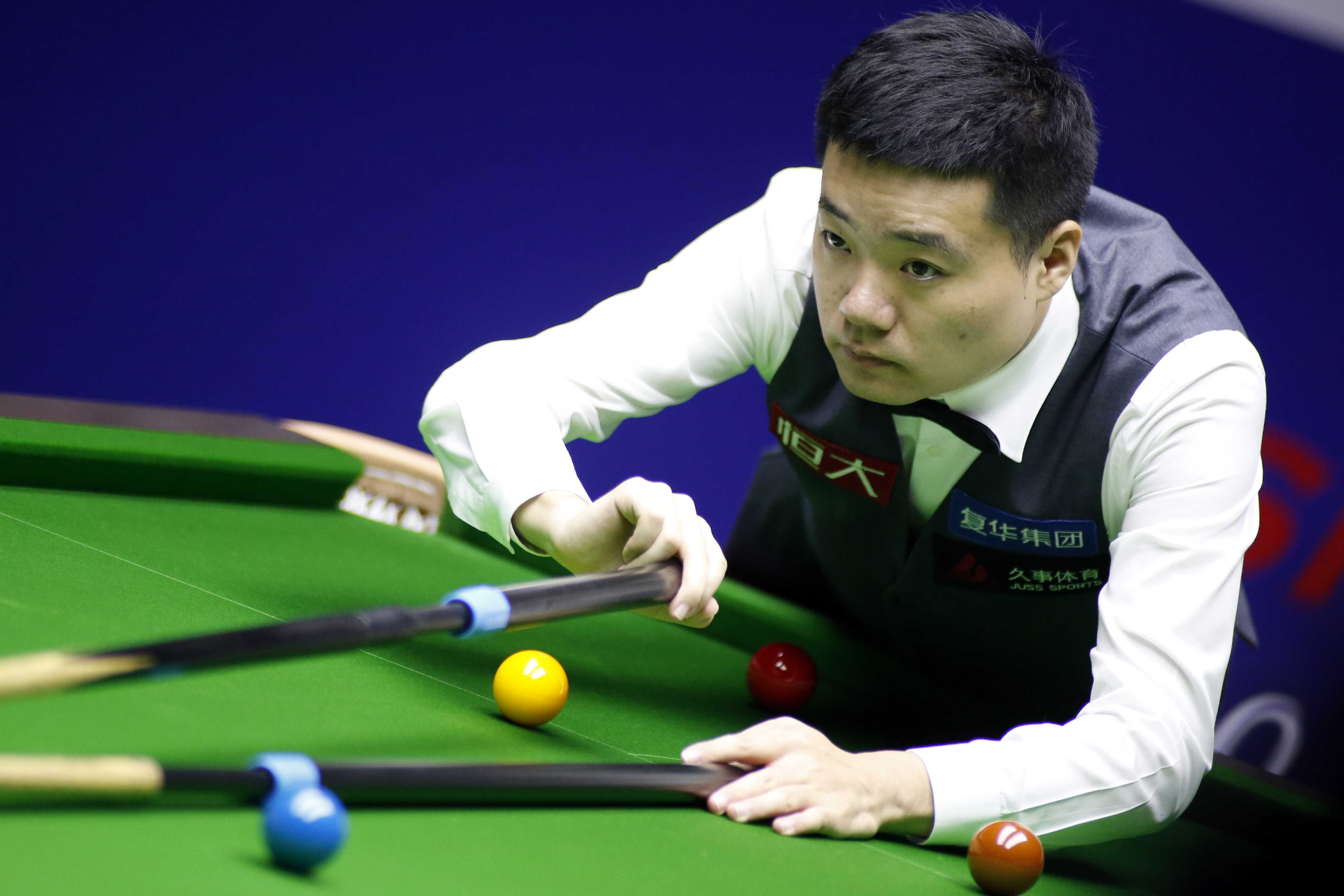 在这场赛事 在这场赛事