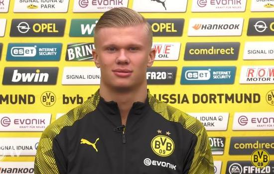 叉步让三垒 叉步让三垒